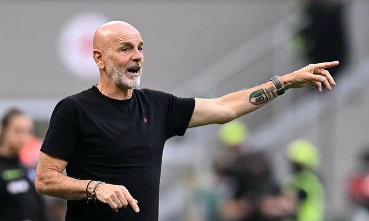 HLV Pioli sắp rời Al Nassr