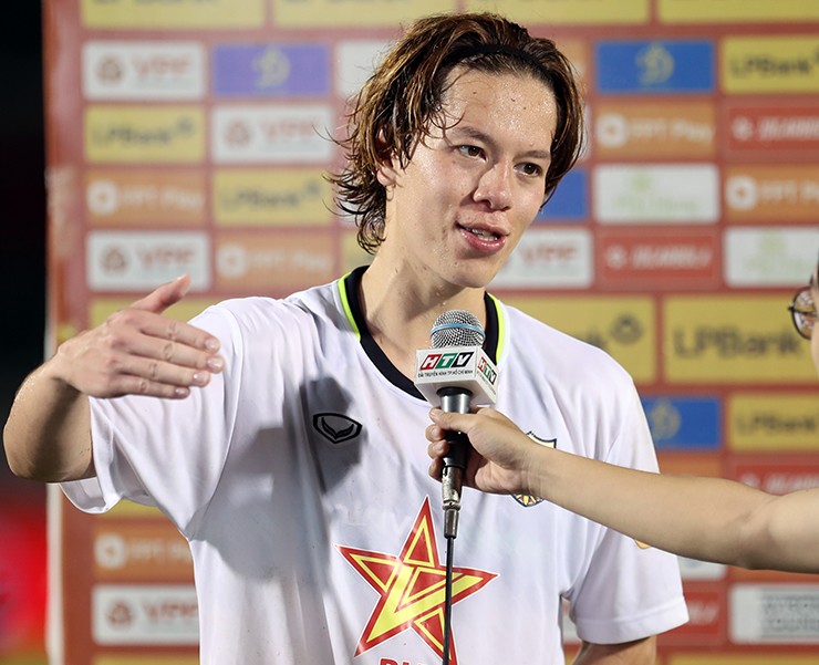 Sau đợt tập trung cùng U23 Việt Nam hồi tháng 3/2025, Viktor Lê đang có phong độ&nbsp;cao trong màu áo CLB Hồng Lĩnh Hà Tĩnh với 1 bàn thắng và 3 đường kiến tạo ở&nbsp;3 trận đấu gần nhất.
