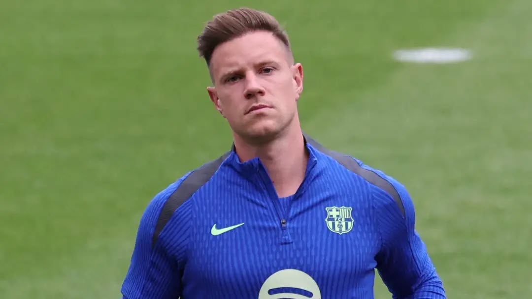 Thủ môn Ter Stegen dứt khoát không rời Barca và sẵn sàng trả đũa CLB vì muốn đuổi anh đi