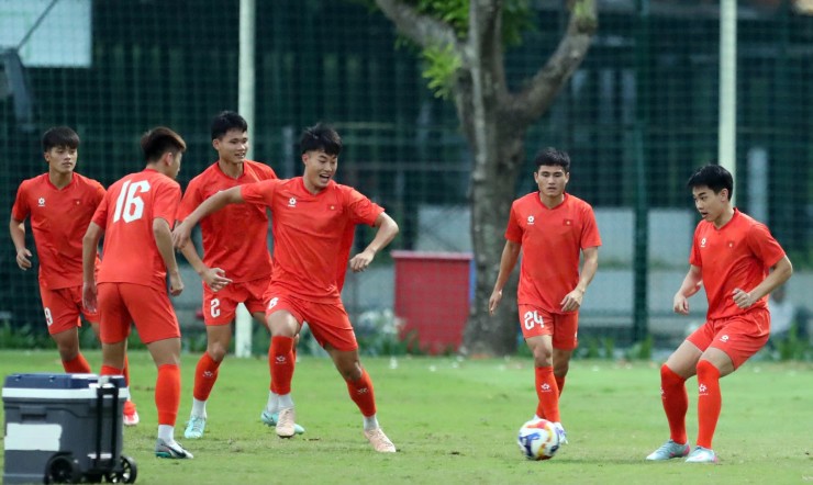 Bầu không khí ở U23 Việt Nam khá vui vẻ và thoải mái.