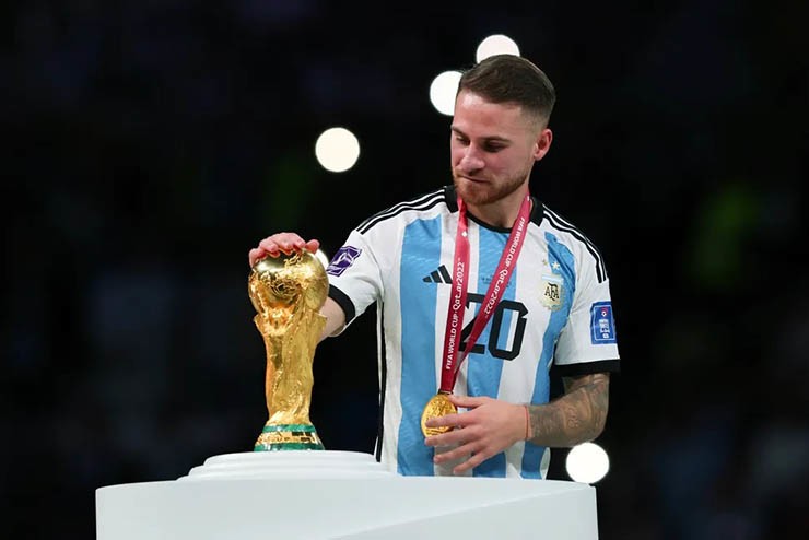 Mac Allister chứng tỏ được năng lực ở cả tuyển Argentina lẫn CLB chủ quản Liverpool