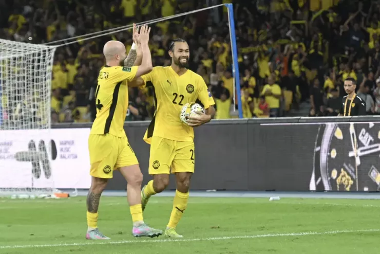 Ngoại binh nhập tịch đông đảo trong đội hình Malaysia ở trận thắng đội tuyển Việt Nam 4-0 tại vòng loại Asian Cup 2027 cũng để lại những nghi vấn về tính minh bạch. Ảnh: CCT.