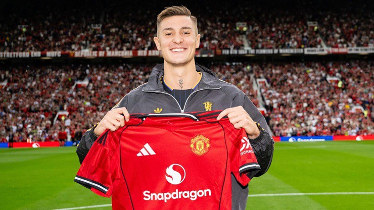 Sesko dự kiến&nbsp;sẽ có màn ra mắt chính thức trong trận MU đại chiến với Arsenal ở vòng khai màn Ngoại hạng Anh
