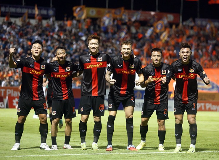 Ninh Bình FC độc chiếm ngôi đầu bảng xếp hạng V-League 2025/26 với 3 trận toàn thắng.