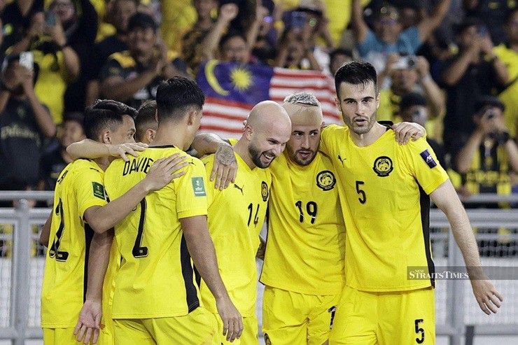 Joao Figueiredo (số 14) ăn mừng bàn thắng cùng các đồng đội trong trận vòng loại Asian Cup 2027 gặp ĐT&nbsp;Việt Nam tại Sân vận động&nbsp;Bukit Jalil vào ngày 10/6