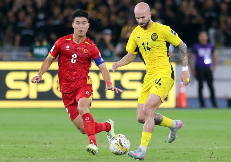 Joao Figueiredo (số 14) là 1 trong 7 cầu thủ nhập tịch của Malaysia&nbsp;nhận án phạt từ FIFA