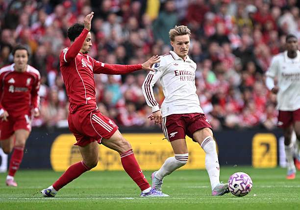 Chỉ một nước đi là thay Curtis Jones vào sân, Liverpool đã xoay chuyển thế trận, và góp phần làm nên bàn thắng duy nhất