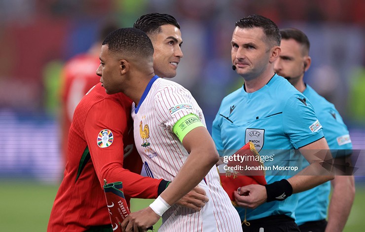 Cristiano Ronaldo luôn là hình mẫu lớn nhất mà Mbappe muốn noi theo