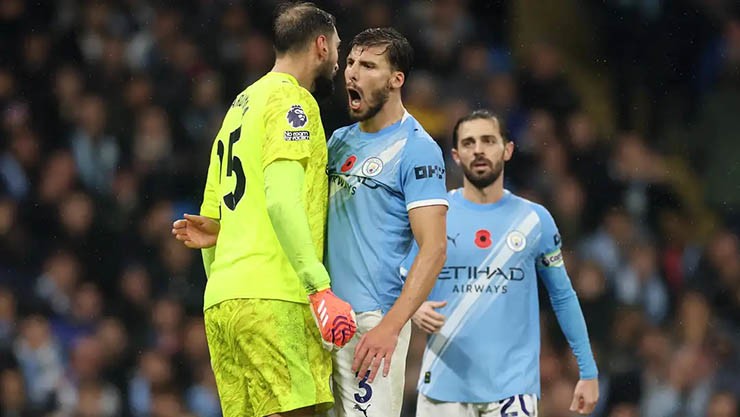Sức mạnh của Man City vẫn rất đáng gờm