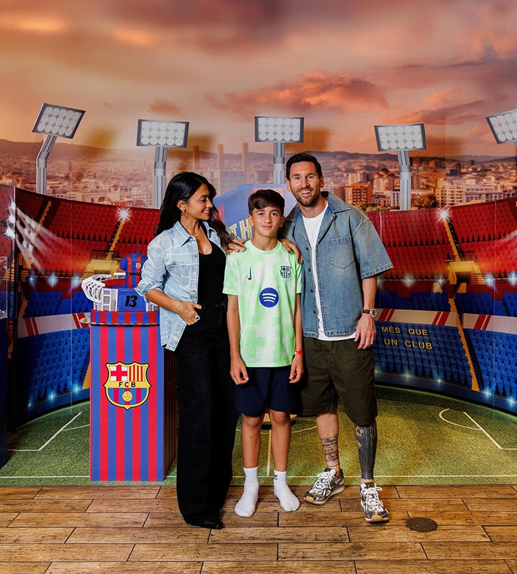 Gia đình Messi luôn mong được sống lại ở Barcelona