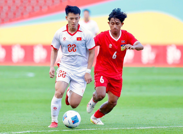 Màn trình diễn của U22 Việt Nam khiến người hâm mộ lo lắng sau trận ra quân SEA Games 33