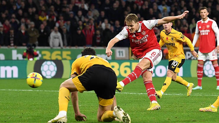 Arsenal hướng đến chiến thắng đậm trước Wolves