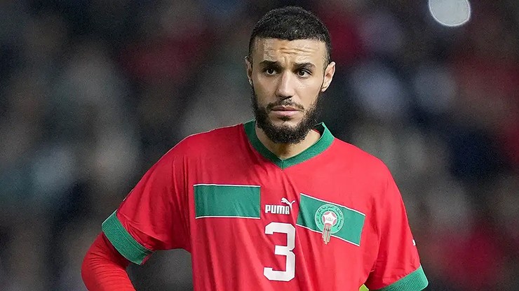Mazraoui không thể ra sân trong trận gặp&nbsp;Bournemouth vì lịch thi đấu thay đổi bất ngờ
