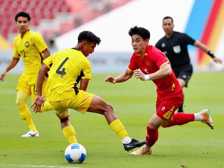 Đình Bắc trở thành nỗi ám ảnh của&nbsp;hàng thủ U22 Malaysia