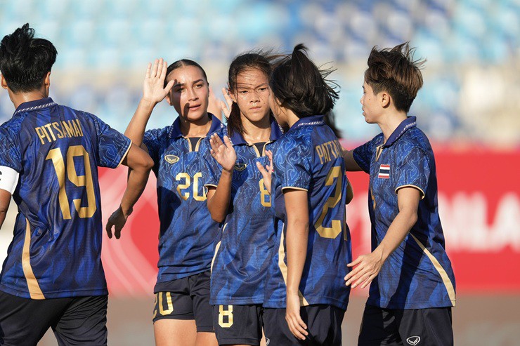 Video bóng đá ĐT nữ Thái Lan - Indonesia: May mắn & sai lầm, HCĐ danh dự (SEA Games) - 2
