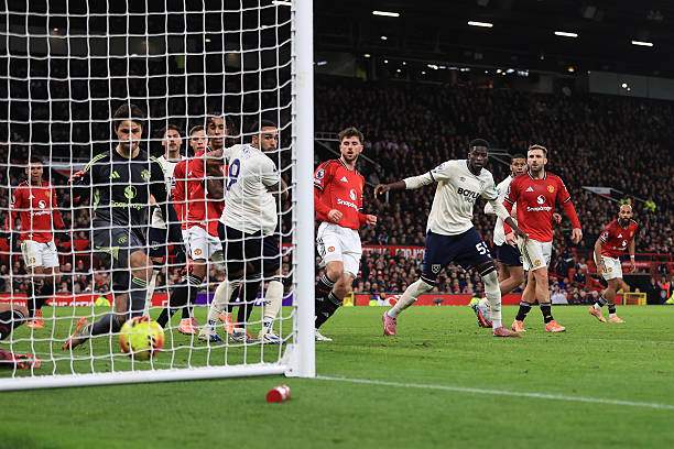 Magassa chớp thời cơ ghi bàn gỡ hòa cho West Ham