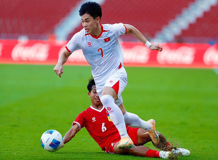 U22 Việt Nam đấu U22 Lào: Đình Bắc lập cú đúp đẳng cấp, solo đẹp như mơ - 12