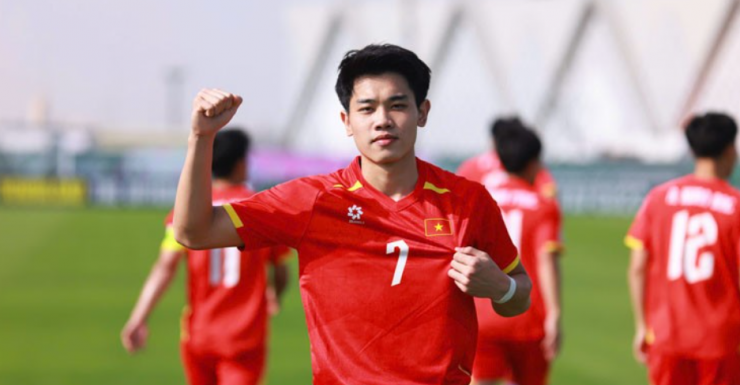 Đình Bắc ăn mừng bàn thắng vào lưới U23 Jordan. Ảnh: 24h