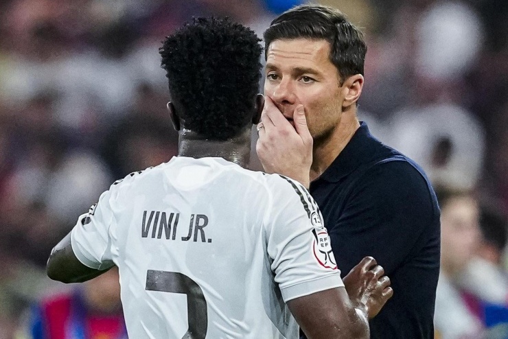 Quyền uy của Alonso bị bào mòn, các ngôi sao không nghe lời. Ảnh: MD