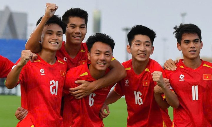 Huấn luyện viên Kim Sang-sik luôn tạo ra những phương án chiến thuật bất ngờ nhờ sự điều chỉnh ở hàng công trong mỗi trận đấu.
