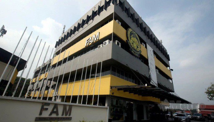 Ban chấp hành FAM thống nhất “rút lui chiến lược”, tránh án phạt FIFA - 1