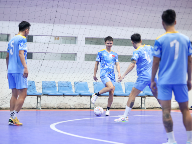 Đội tuyển futsal Việt Nam tích cực chuẩn bị cho trận đấu với Lebanon