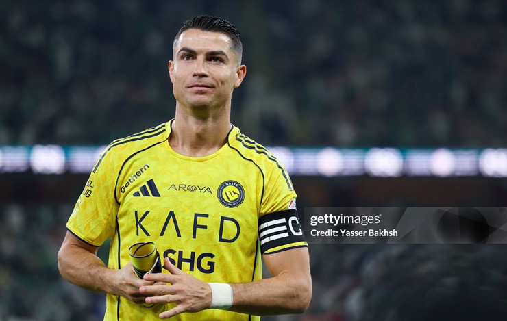 Ronaldo &amp; Al Nassr vừa nhận thất bại 1-2 trước Al Qadsiah