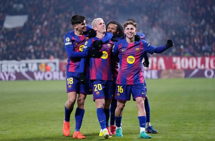 Barcelona buộc phải thắng&nbsp;Copenhagen và chờ các&nbsp;đối thủ xếp trên sảy chân