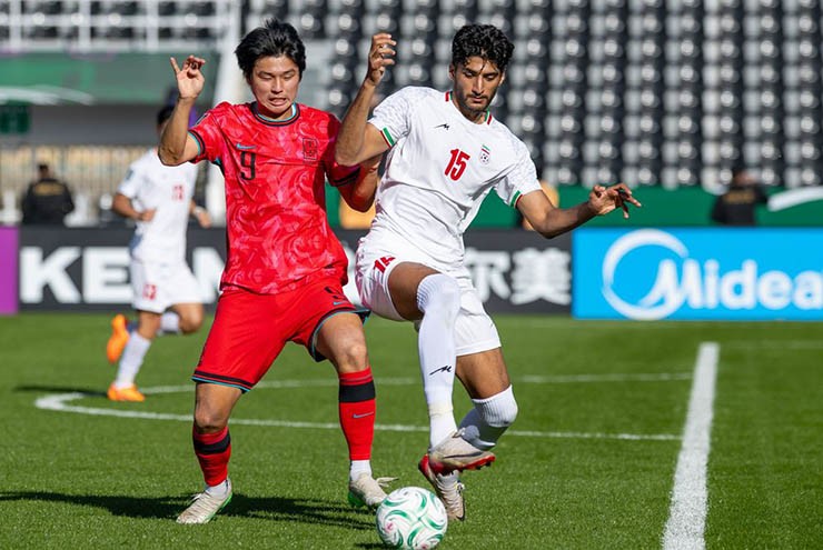 U23 Hàn Quốc (áo đỏ) còn không thắng sau lượt đầu tiên