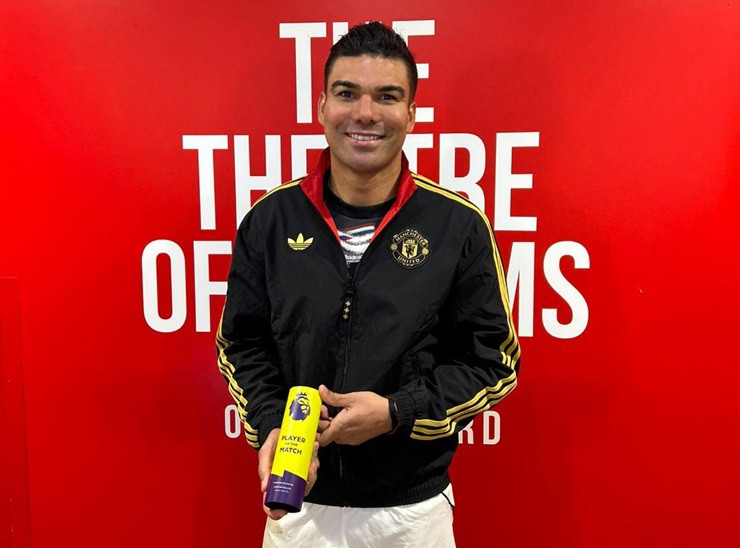 Casemiro đoạt "Cầu thủ xuất sắc nhất trận" trong chiến thắng của MU trước Man City