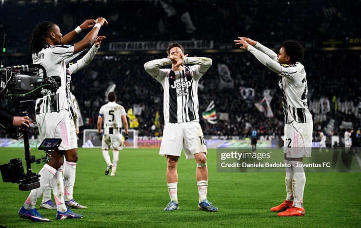 Juventus vùi dập&nbsp;Napoli