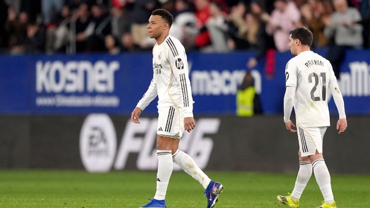 Real Madrid thua sốc: Arbeloa thừa nhận "thiếu tốc độ và sự hiệu quả" - 1