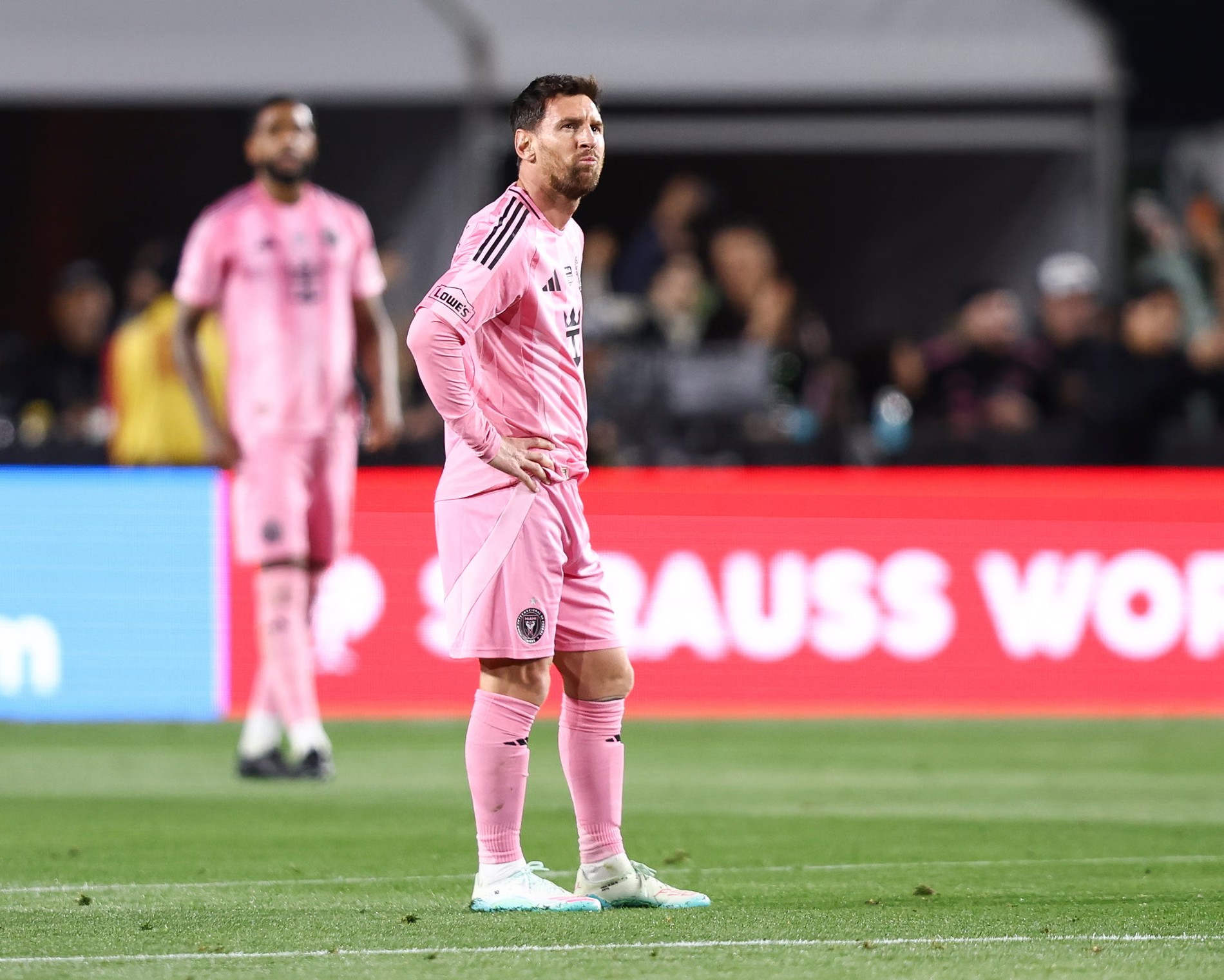Messi chơi không tốt trong trận mở màn giải MLS