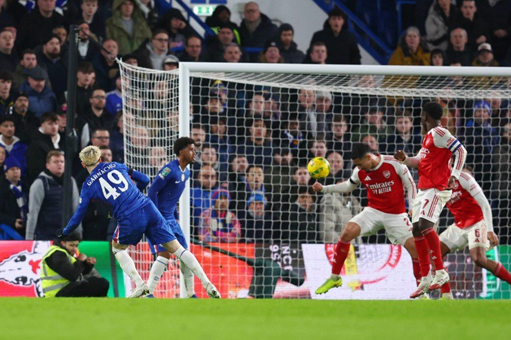Cú đúp của Garnacho vào lưới Arsenal khiến mọi thứ vẫn còn bỏ ngỏ trước trận bán kết&nbsp;lượt về