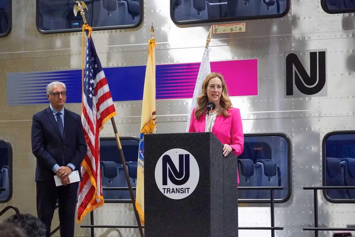 NJ Transit sẽ phải chịu khoản thâm hụt 48 triệu USD