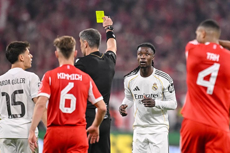 Real Madrid thua đau Bayern Munich, bị loại khỏi Champions League