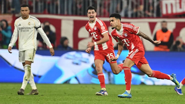 Dù ghi bàn, Mbappe vẫn chỉ là cái bóng mờ ở Munich