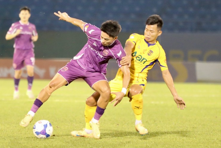 Hai đội đều chơi nỗ lực