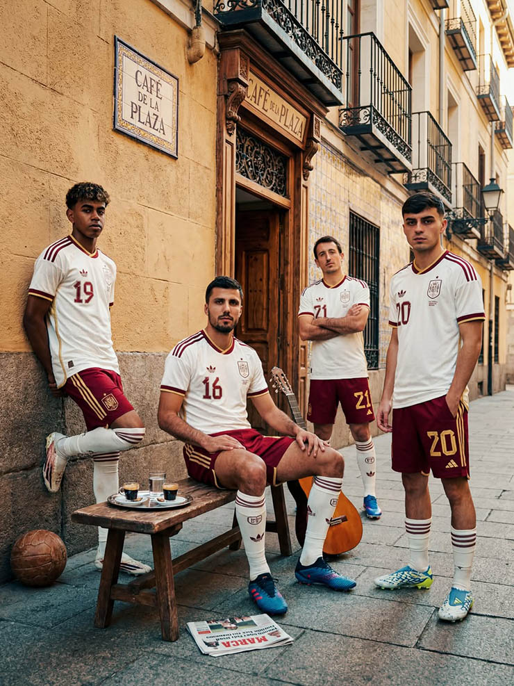 Barca chiếm phần lớn nhân sự ở tuyển Tây Ban Nha