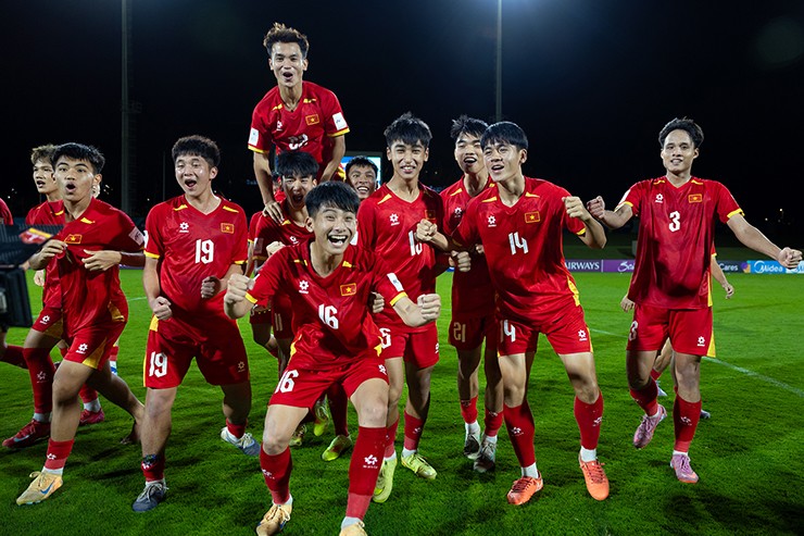 Sau chiến tích World Cup, U17 Việt Nam được yêu cầu giữ chân trên mặt đất để tiếp tục hành trình chinh phục U17 châu Á 2026.