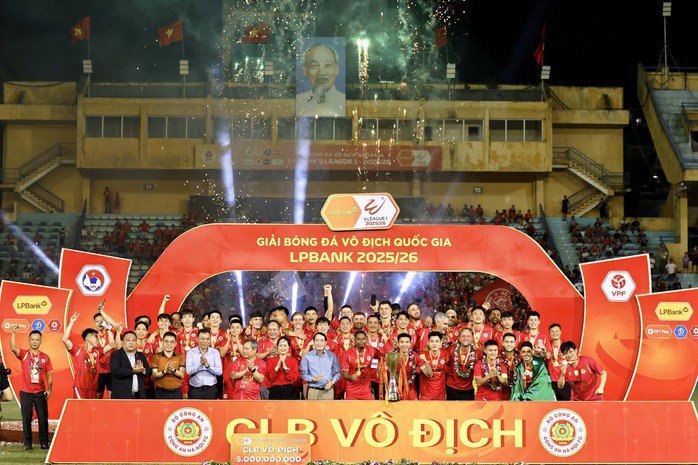 Công an Hà Nội cần thêm 1 điểm để phá kỷ lục V-League - 5