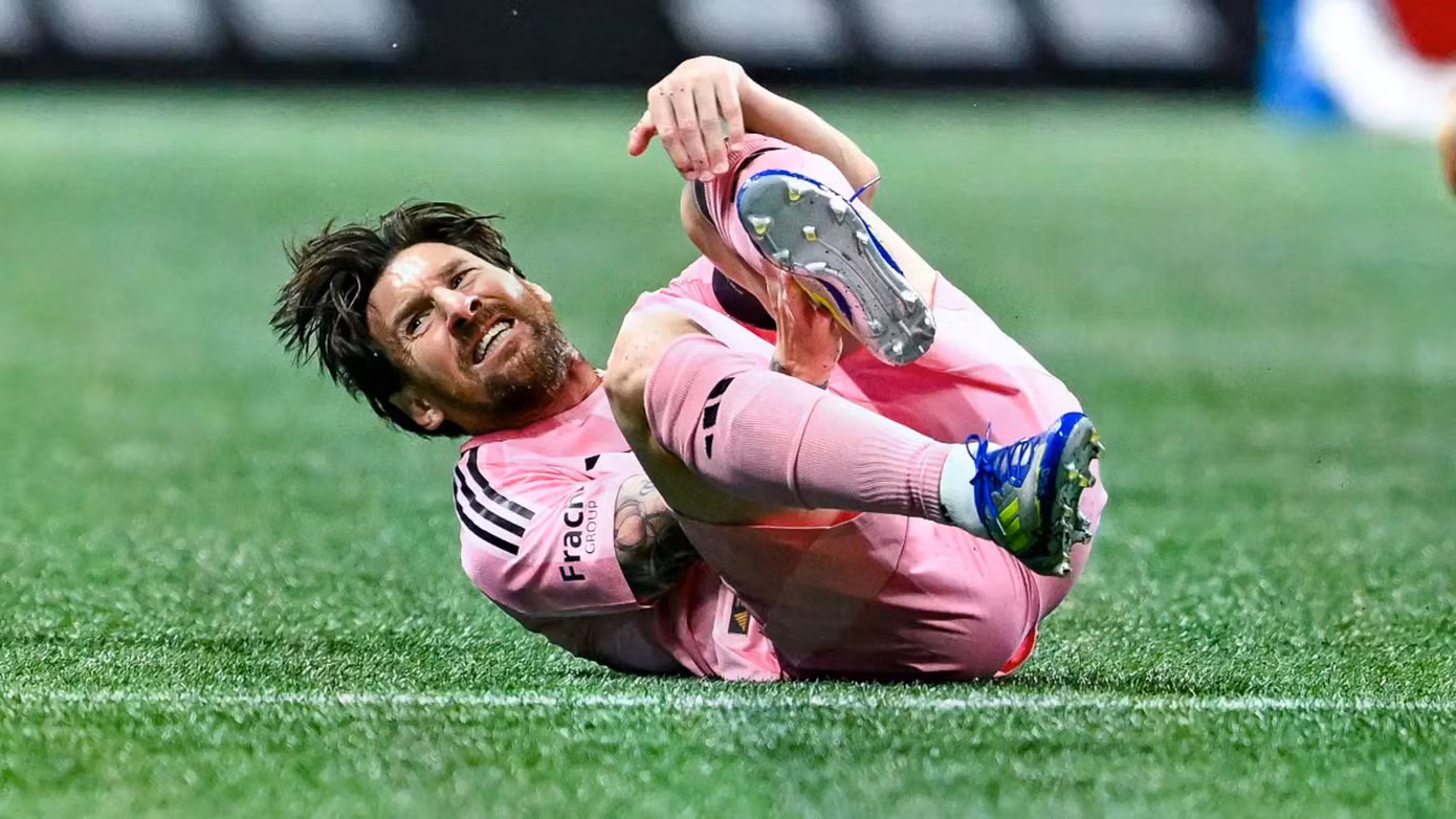 Lionel Messi và loạt tuyển thủ Argentina phải tập riêng trước World Cup 2026