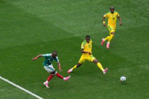 Julián Quiñones – Ngôi sao ghi bàn đầu tiên tại World Cup 2026: Cậu bé nghèo từ chối khoác áo ĐT Colombia