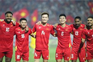 Tuyển Việt Nam: HLV Kim Sang Sik gọi 3 cầu thủ nhập tịch có thừa?