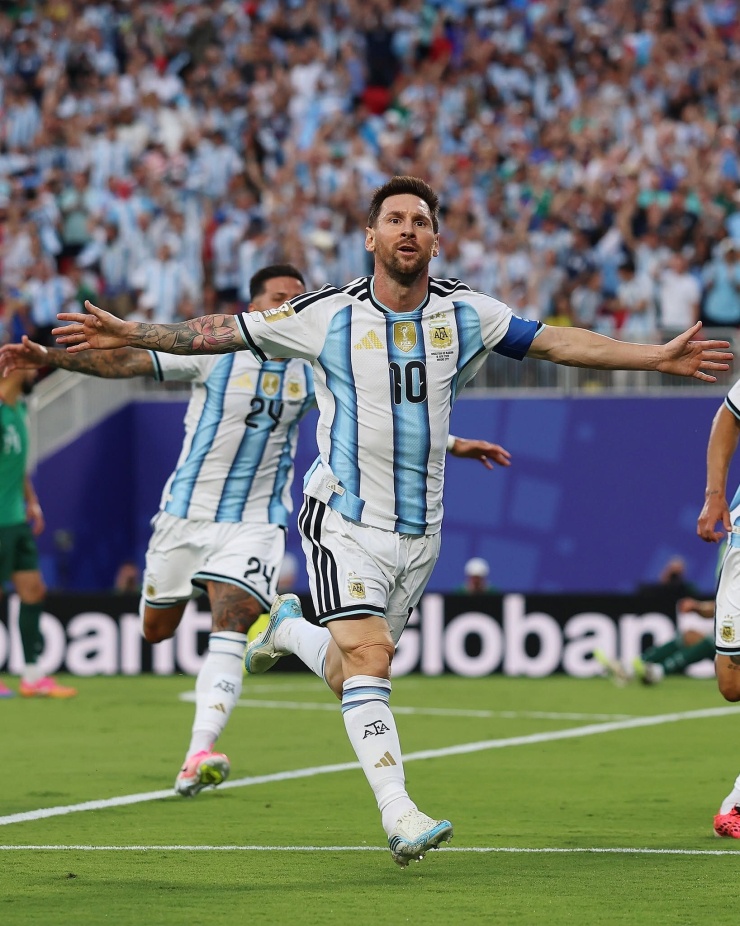 Gần 40 tuổi, Messi vẫn toả sáng