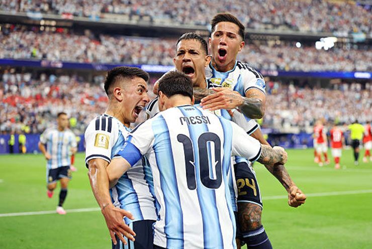Argentina đã chắc vé knock-out nhưng chưa chắc ngôi đầu bảng, điều họ cần để có khả năng cao né được Tây Ban Nha ở vòng 1/16