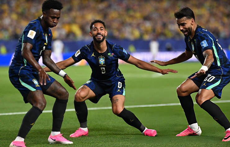Cunha thổi luồng sinh khí mới vào hàng công Brazil