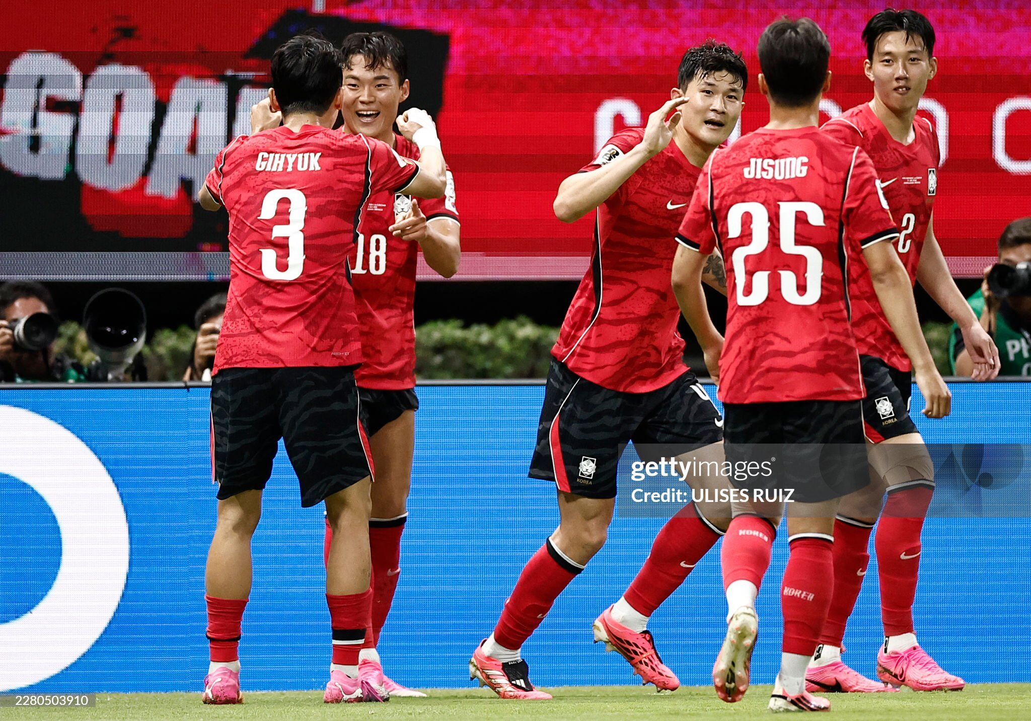 Hàn Quốc giành chiến thắng quan trọng trước CH Séc