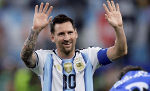 Messi đủ sức đá tiếp World Cup 2030, trung vệ số 1 Argentina báo tin vui (Clip tin nóng)