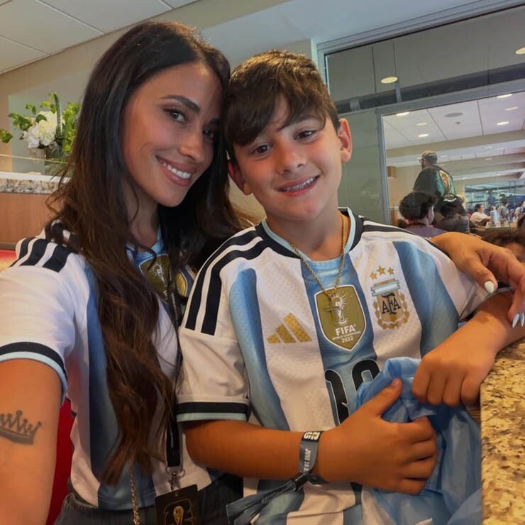Messi lập hat-trick chói sáng World Cup 2026, vợ đẹp phản ứng khiến dân mạng rần rần - 1